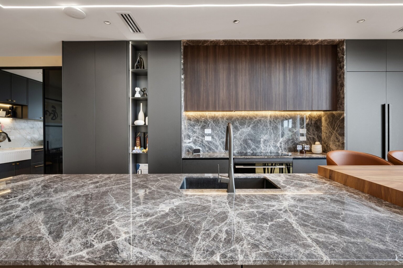 Backridge Way, Flat Bush interior photograph
