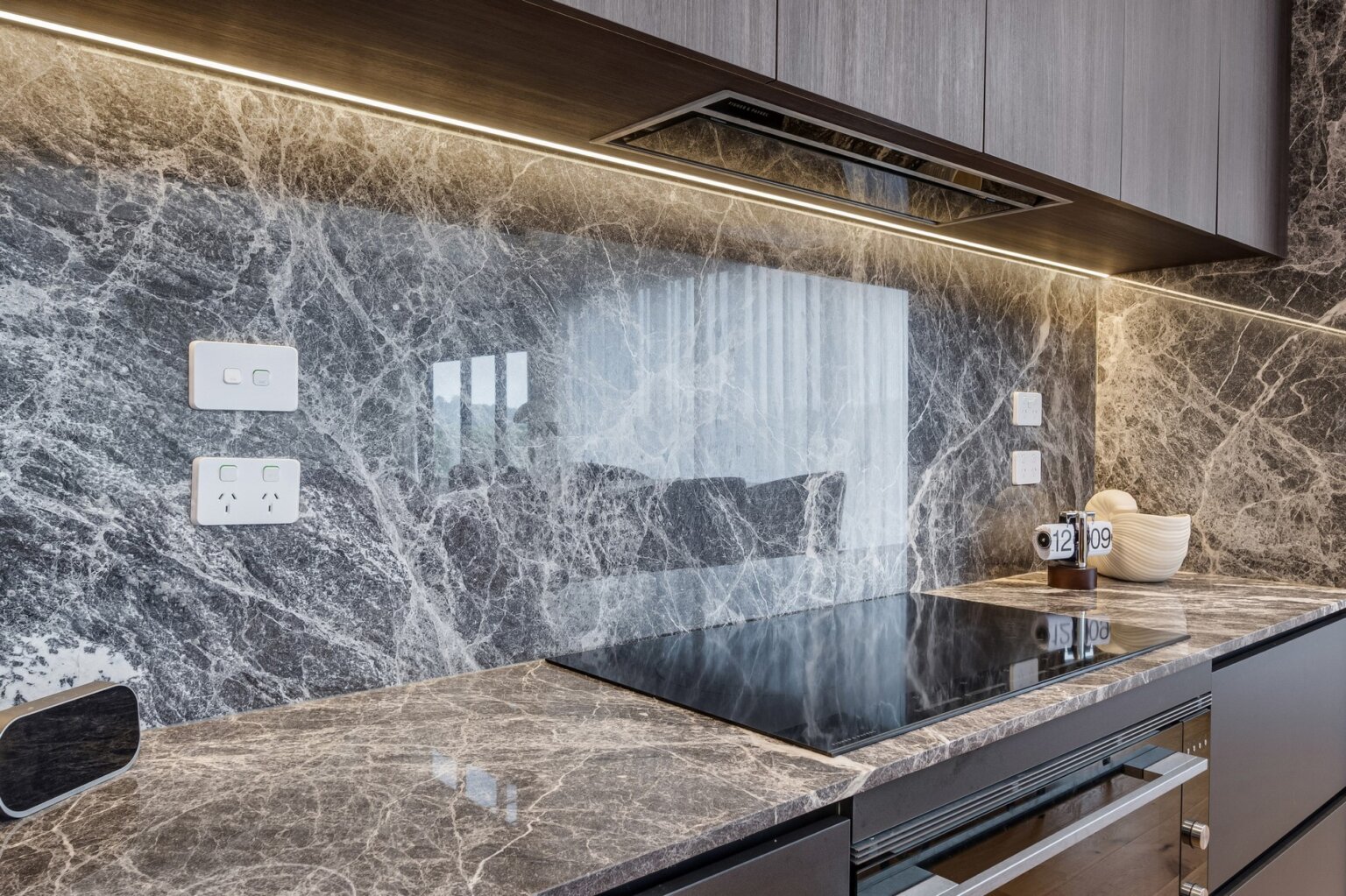 Backridge Way, Flat Bush interior photograph