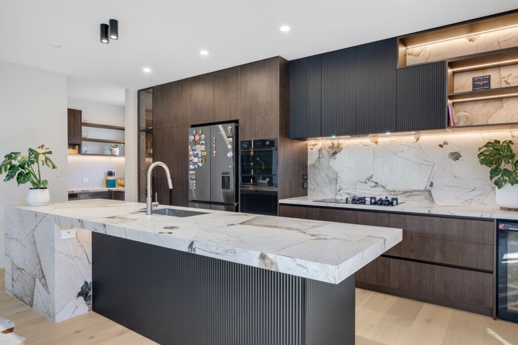 Abbotts Way, Remuera interior