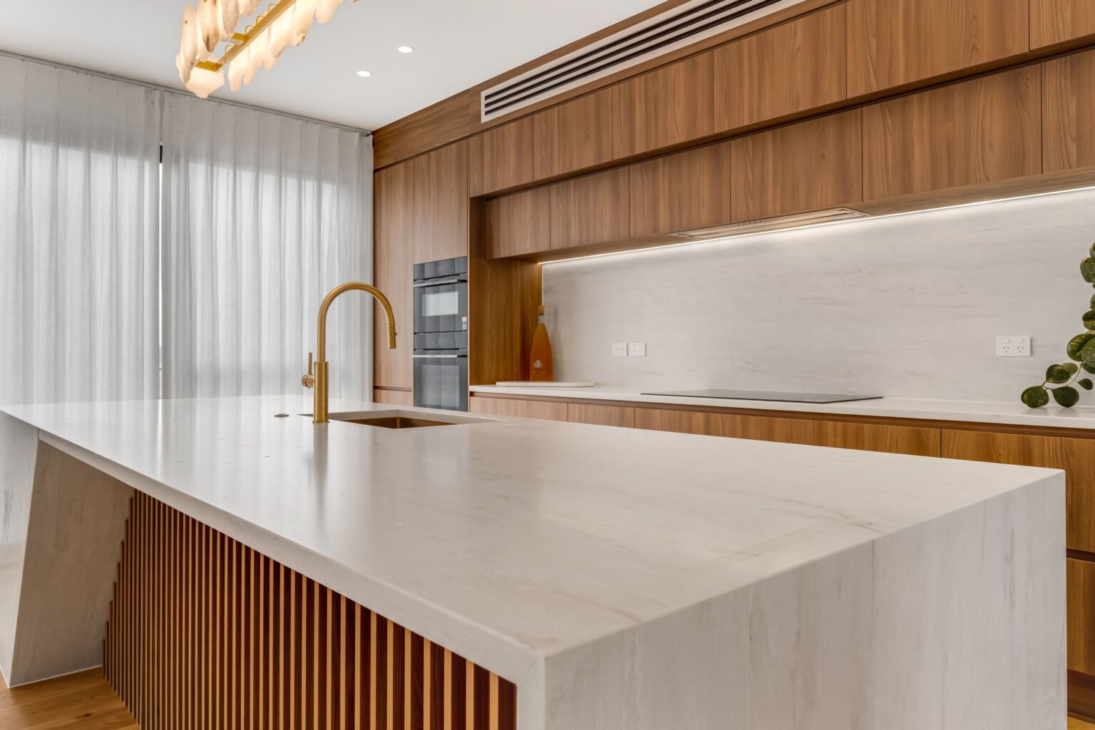 Southridge Road, Flat Bush interior photograph