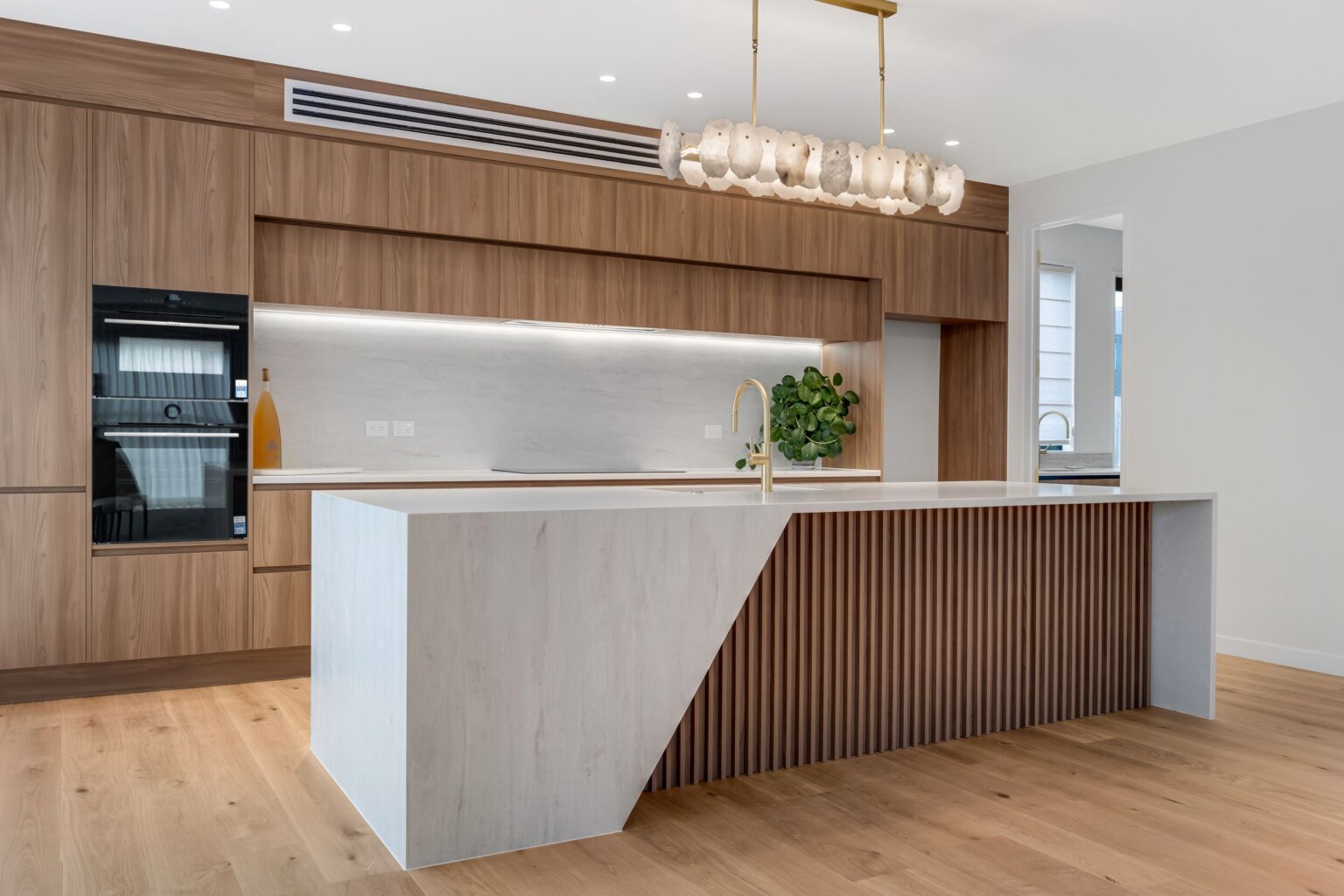 Southridge Road, Flat Bush interior photograph