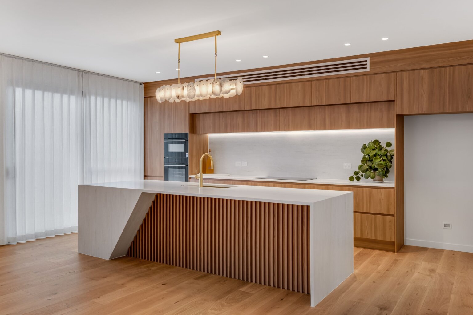 Southridge Road, Flat Bush interior photograph