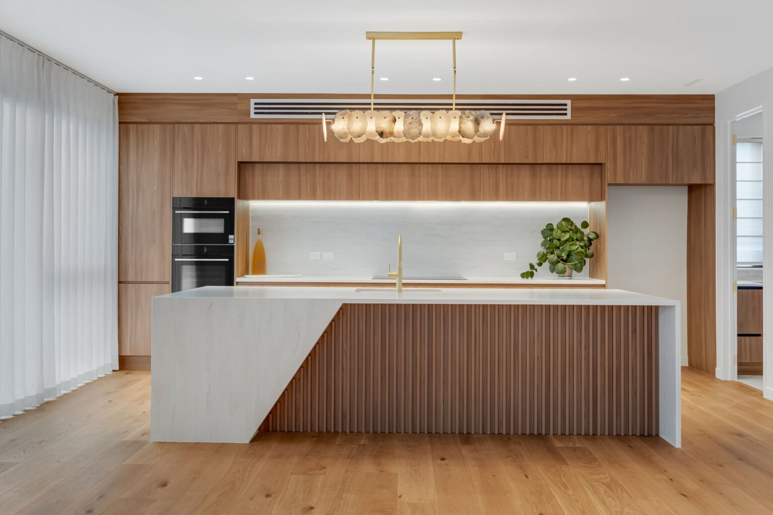Southridge Road, Flat Bush interior photograph